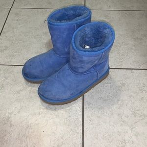 ❌SOLD❌ Uggs Baby Blue